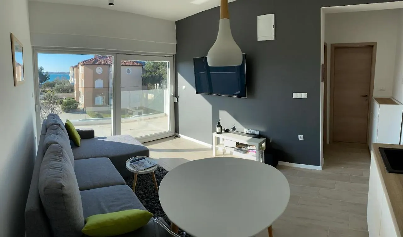 Apartment Alan 2 Vrsi