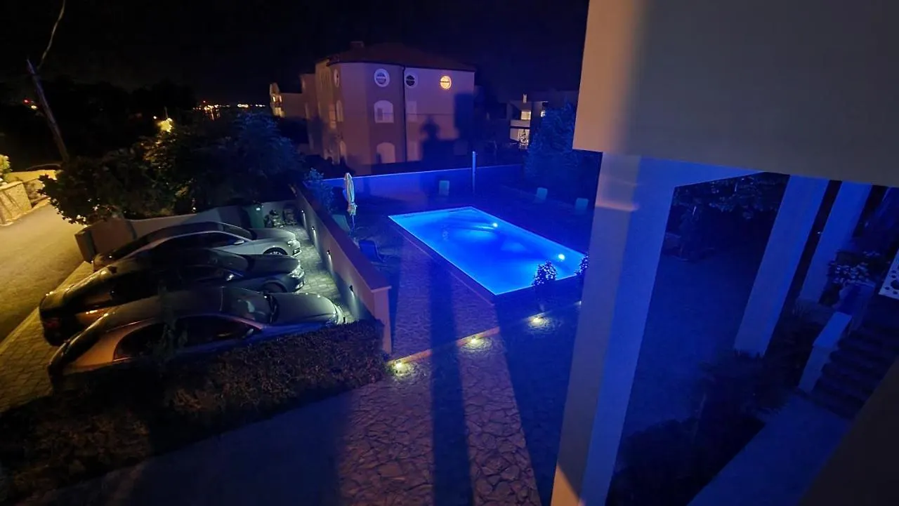 Apartment Alan 2 Vrsi