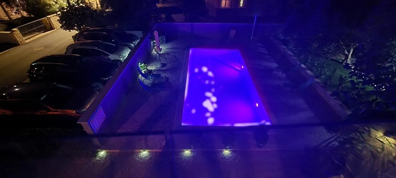 Apartment Alan 2 Vrsi 0*,