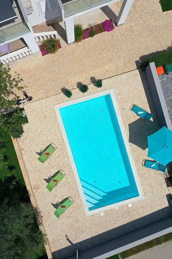 Apartment Alan 2 Vrsi