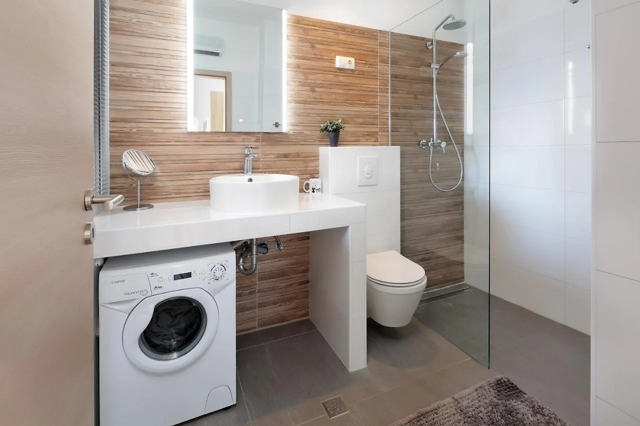 Apartment Alan 2 Vrsi